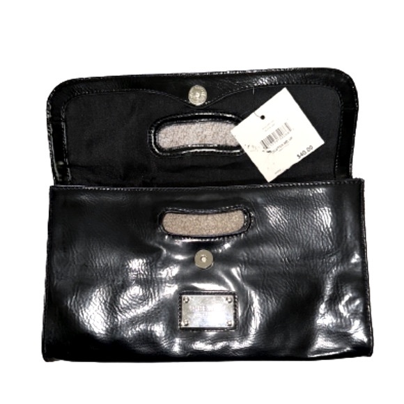 Nine West NWT black patent fold over clutch with grip handle - Picture 3 of 7